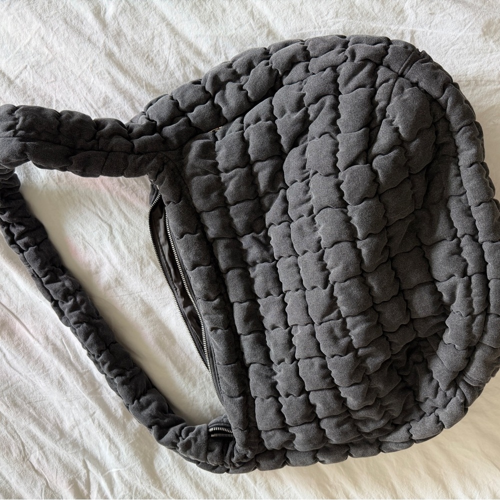 COS OVERSIZED QUILTED CROSSBODY BAG